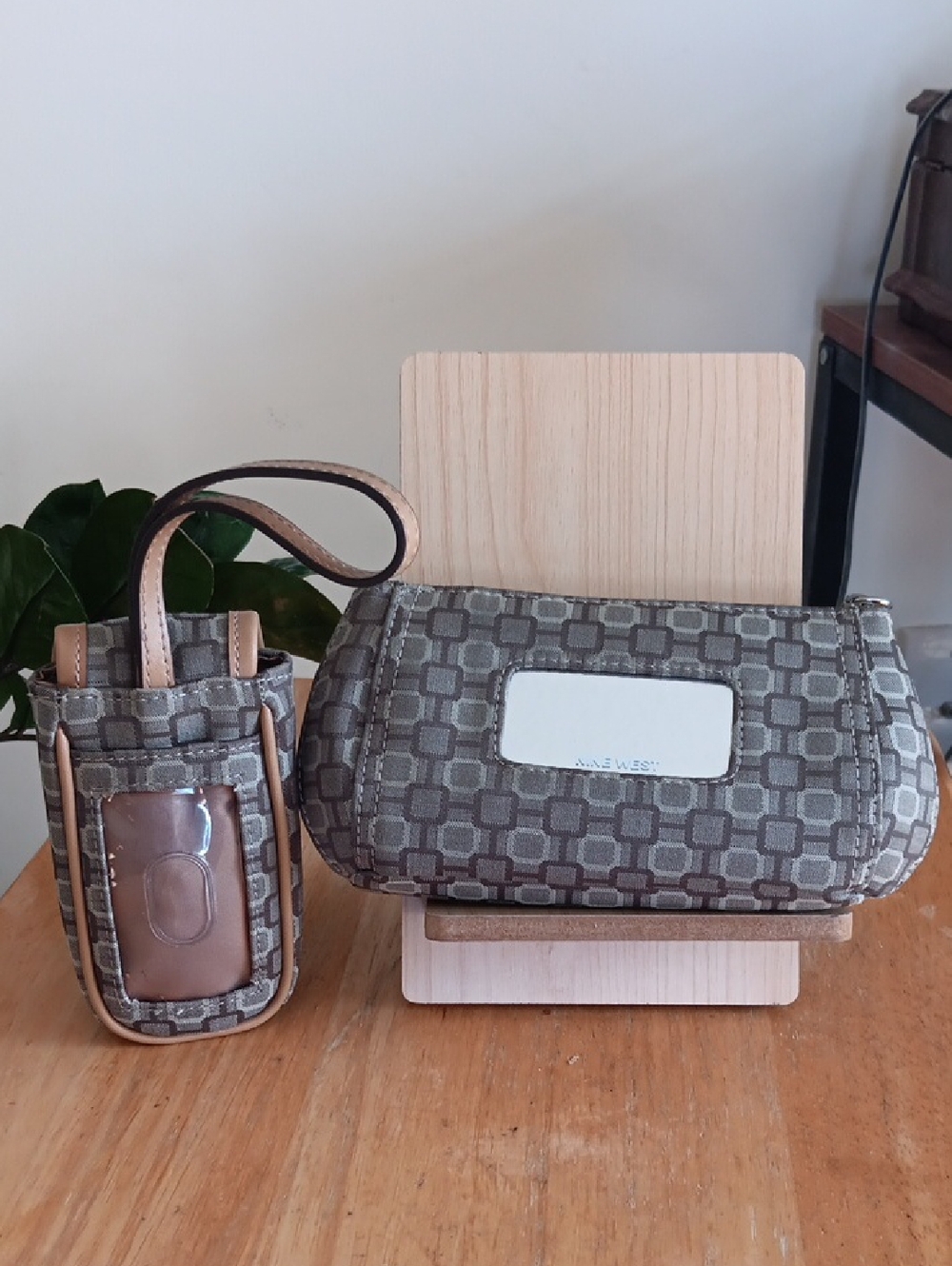 Vintage Nine West Wristlet and Clutch - Picture 4 of 6
